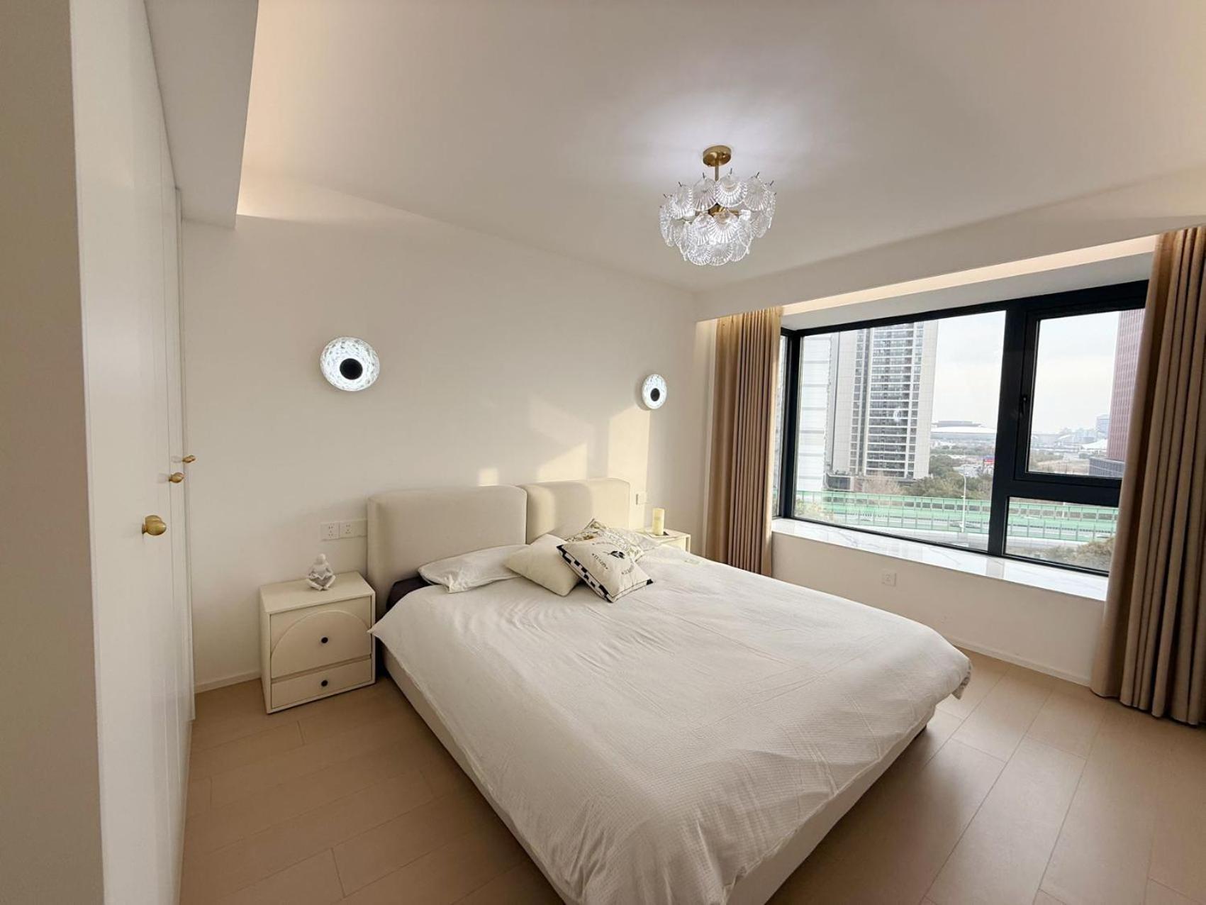Apartment Eastern Hub - Bund Branch 4bedroom Near Subway Honghui *