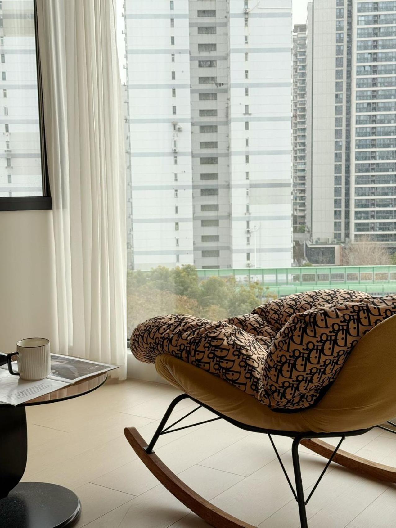 Apartment Eastern Hub - Bund Branch 4bedroom Near Subway Honghui *